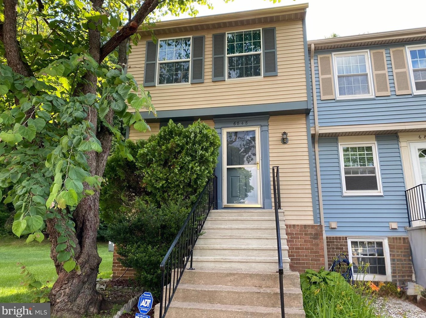 6848 Heatherway Ct, Alexandria, VA 22315-3916