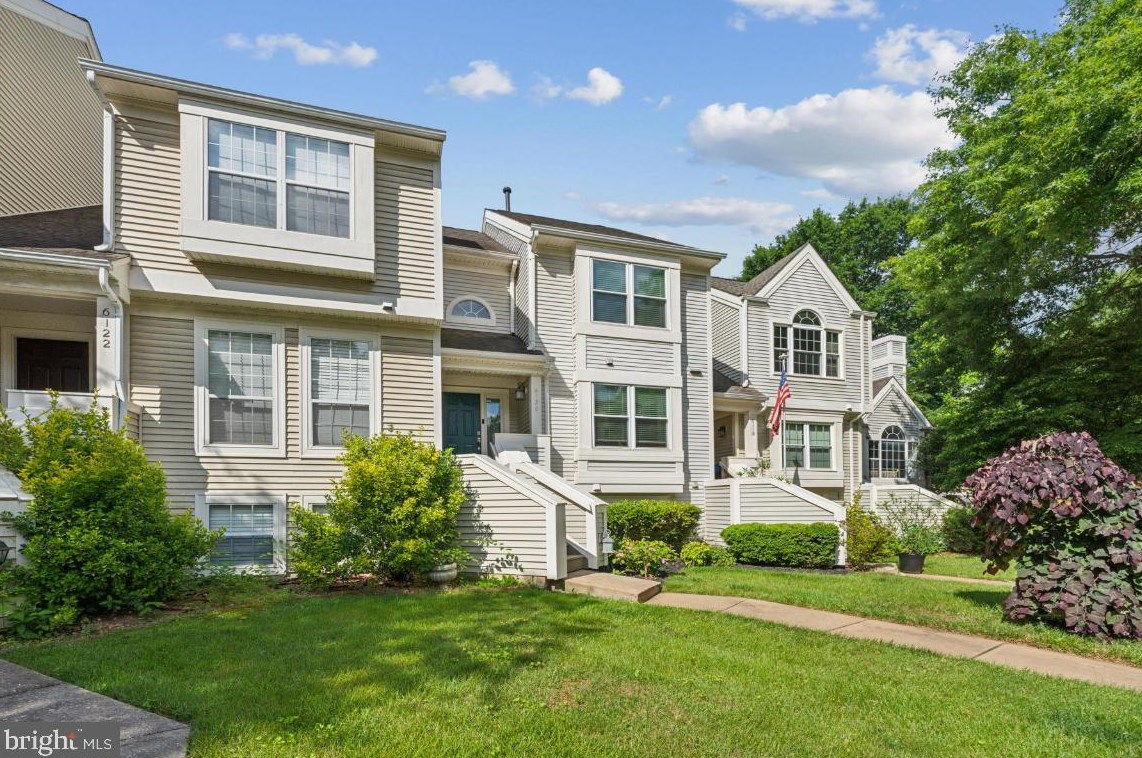 6120 Stonepath Cir, Centreville, VA 20120