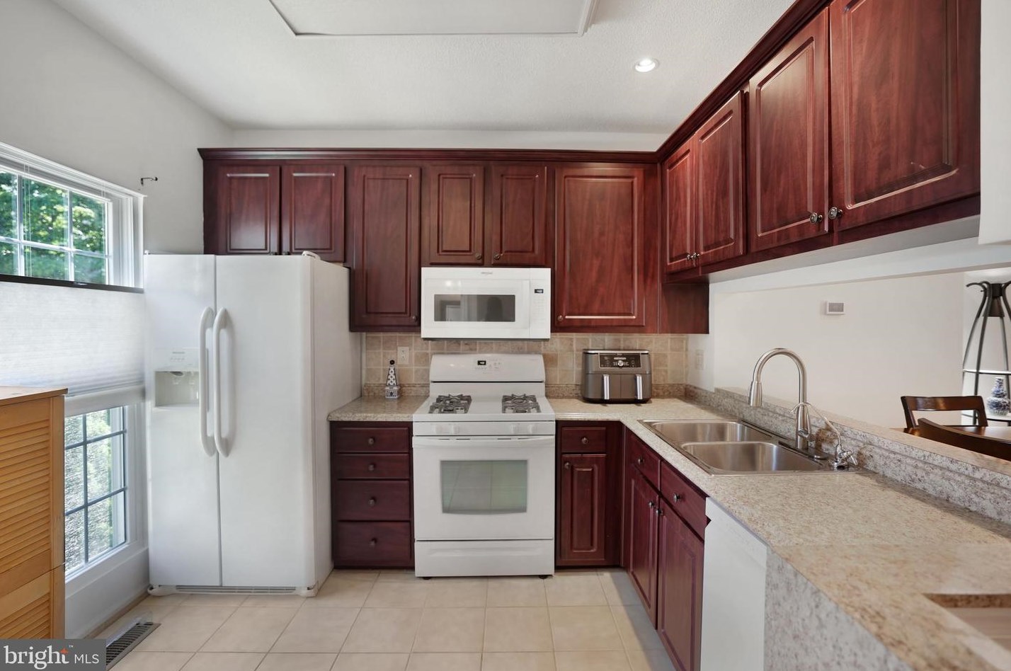 7104 Tolliver St, Alexandria, VA 22306-3501