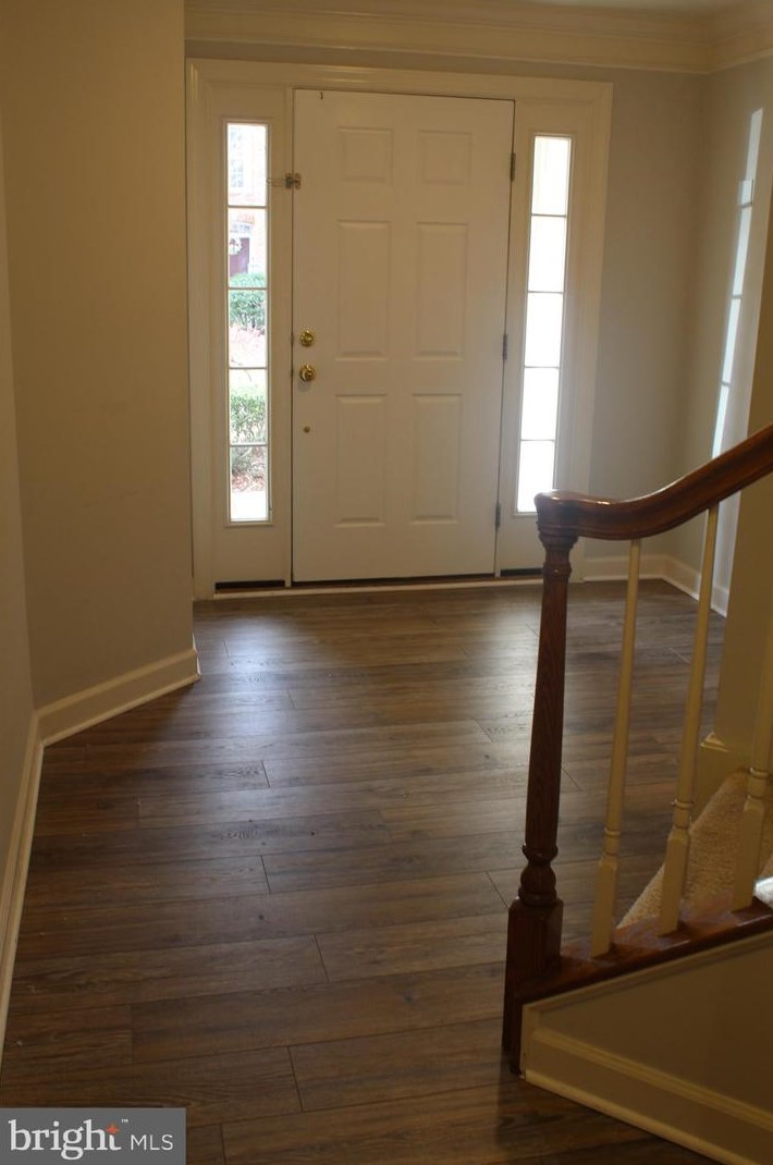 12756 Heron Ridge Dr, Fairfax, VA 22030