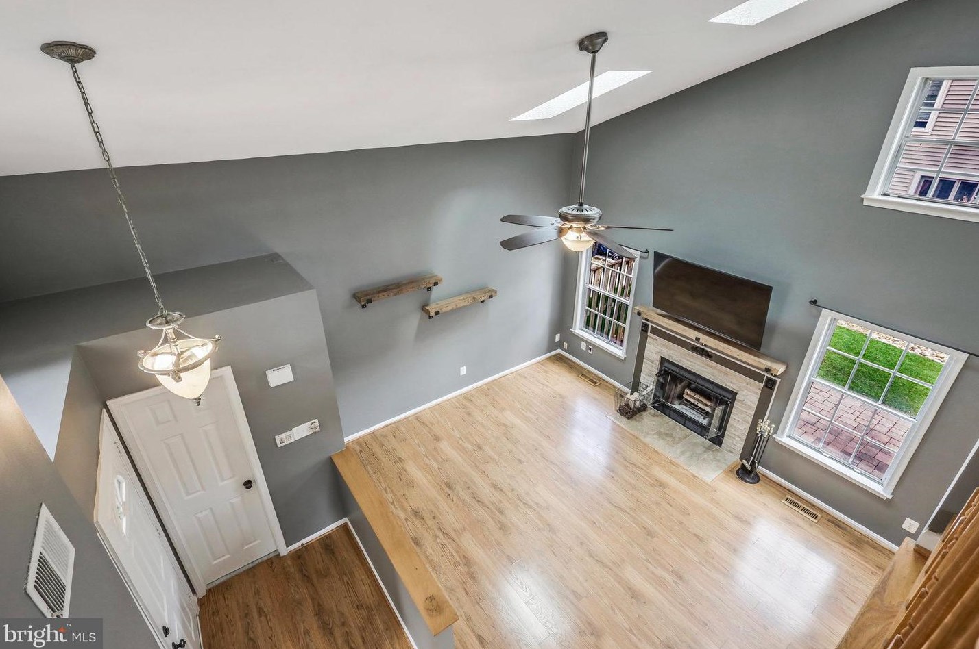 7465 Cross Gate Ln, Alexandria VA 22315-4621 exterior