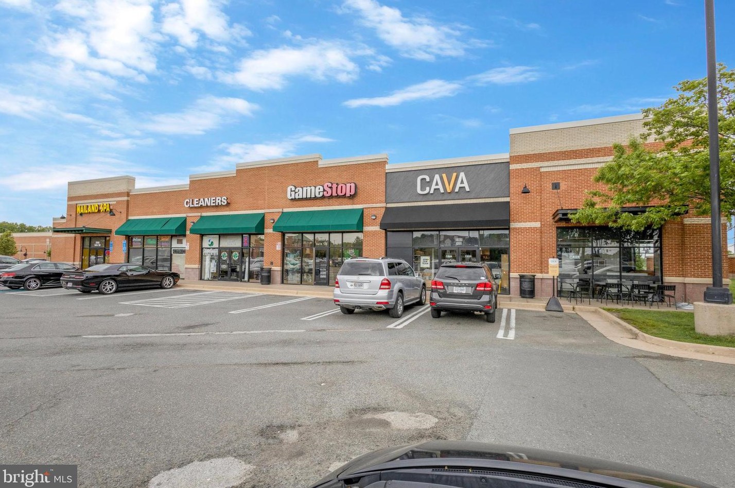 7465 Cross Gate Ln, Alexandria VA 22315-4621 exterior