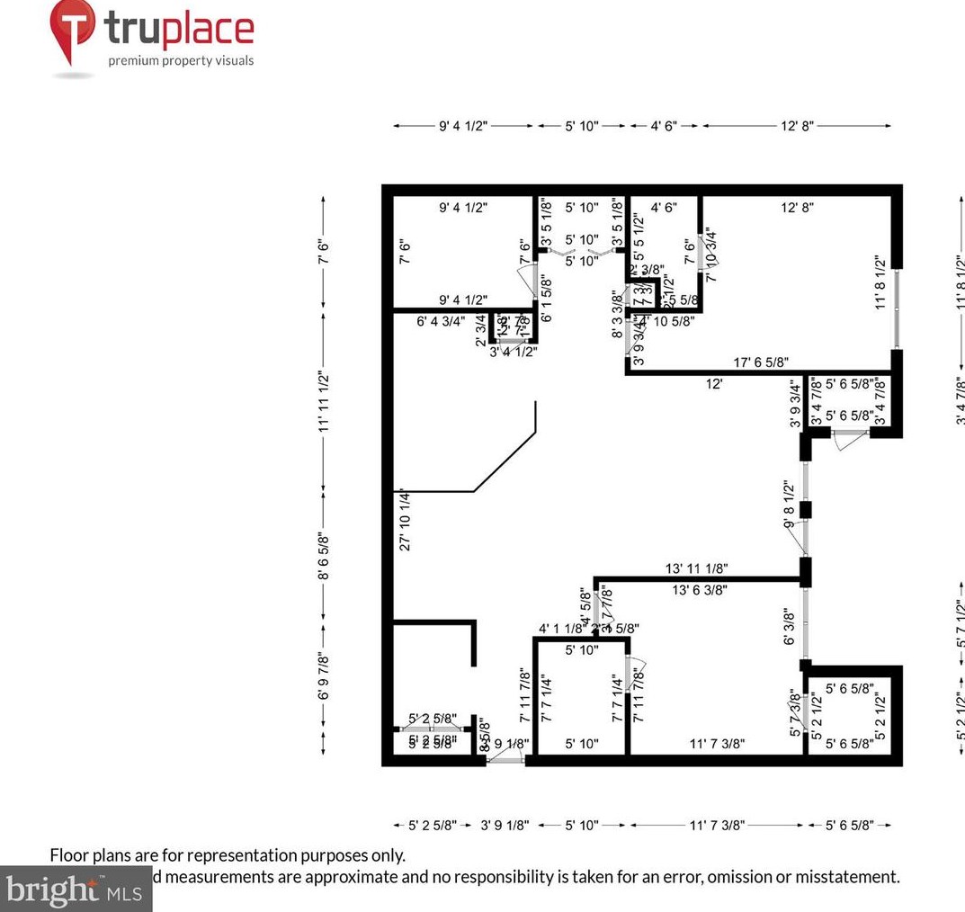 13331 Connor Dr, Centreville VA  20120-3039 exterior