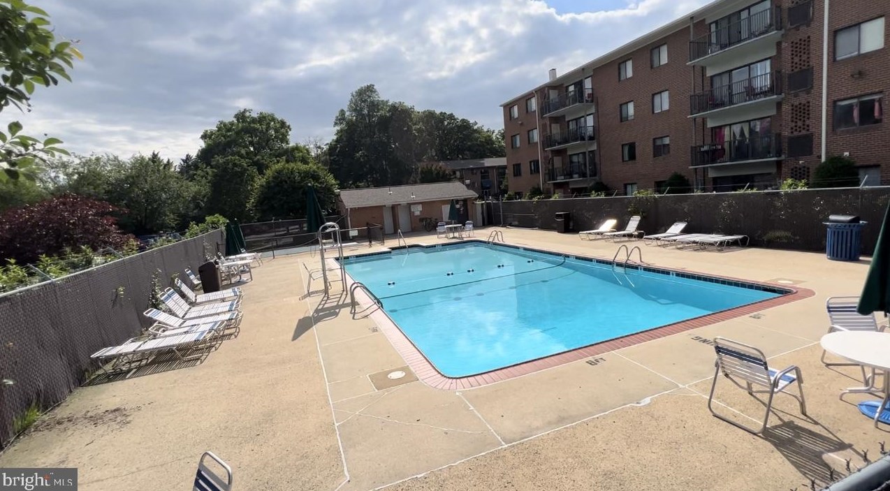 7528 Savannah St, Falls Church VA  22043-3674 exterior