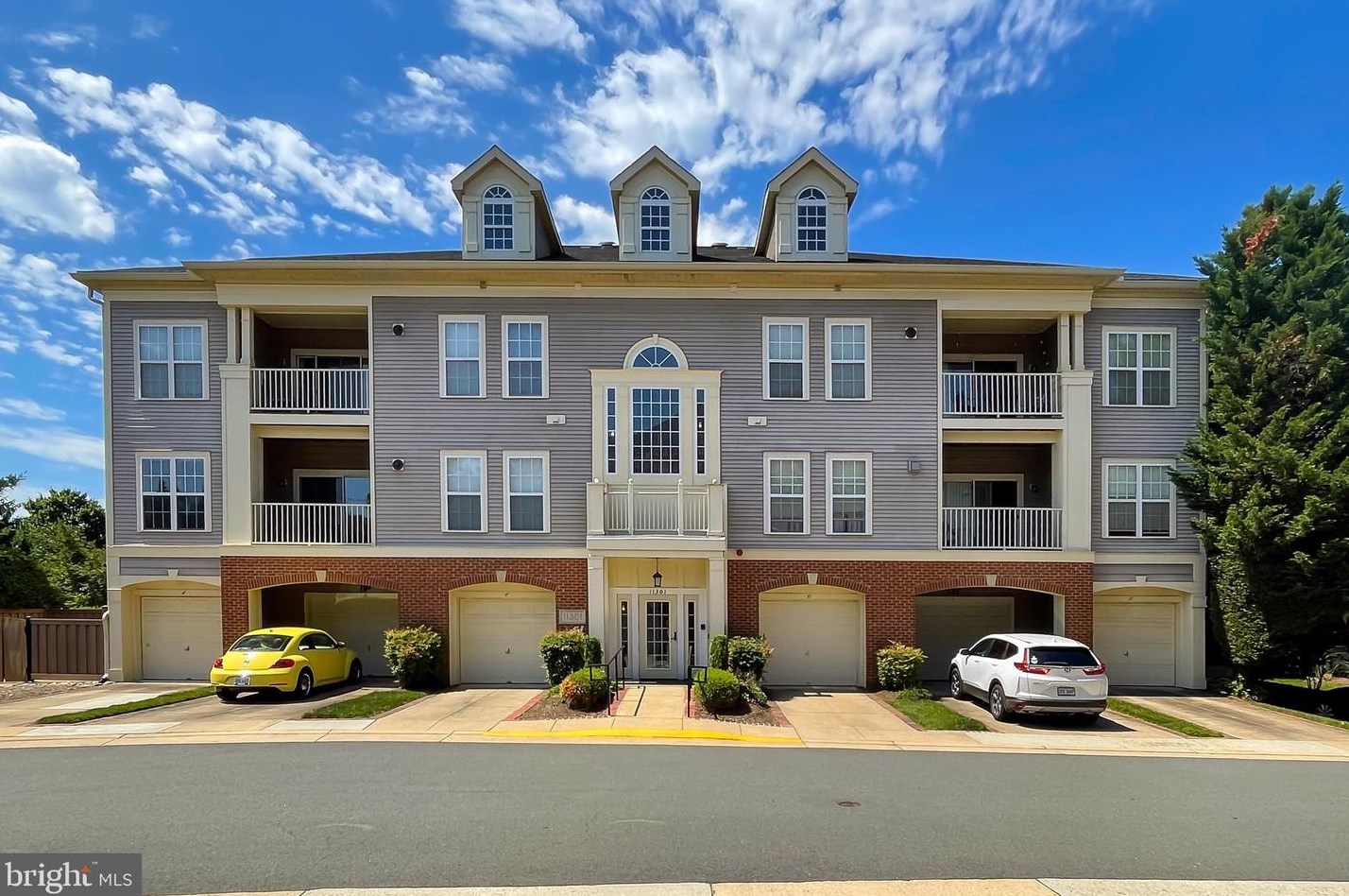 11301 Westbrook Mill Ln #303, Fairfax, VA 22030