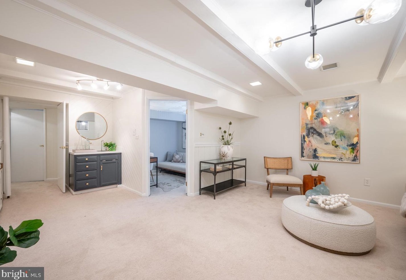 8474 Blue Oak Ct, Springfield VA  22153-3558 exterior