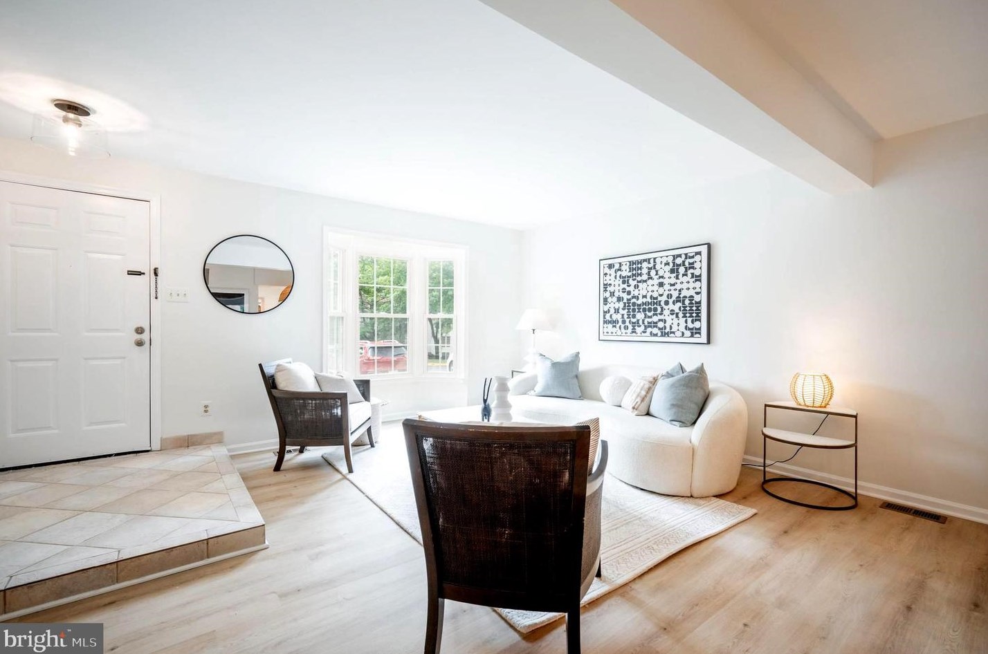 8474 Blue Oak Ct, Springfield VA  22153-3558 exterior