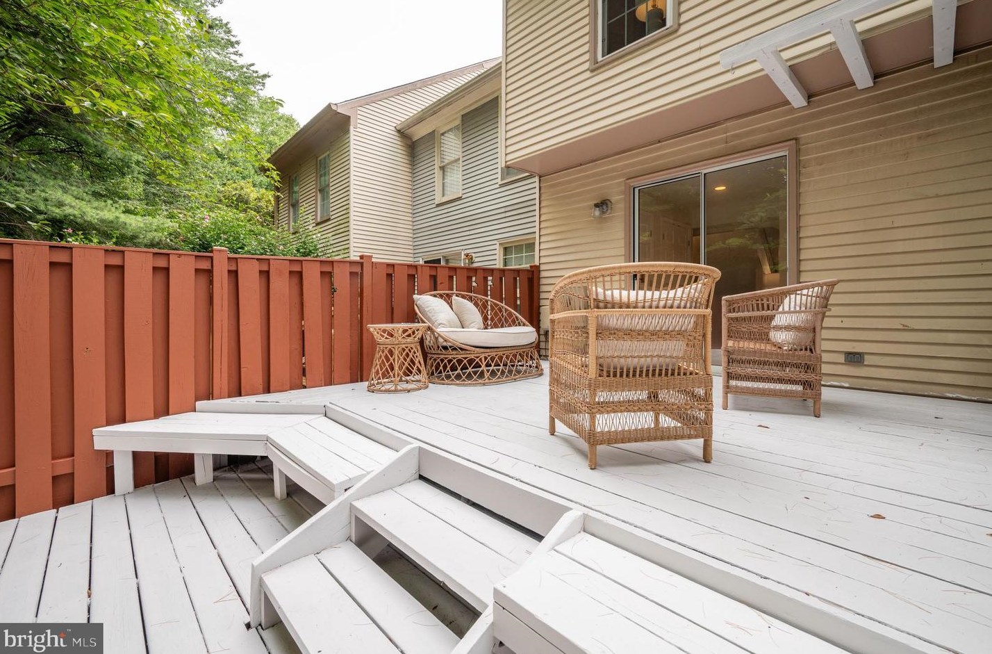 8474 Blue Oak Ct, Springfield VA  22153-3558 exterior