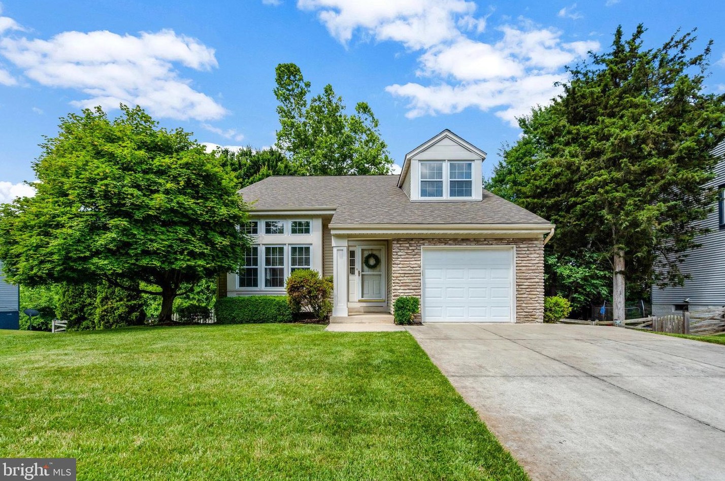 5584 Cedar Break Dr, Centreville, VA 20120