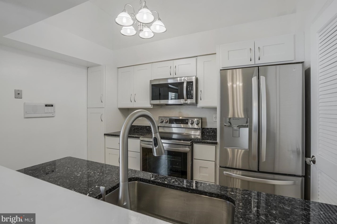 3426 Lakeside View Dr #10-4, Falls Church, VA 22041