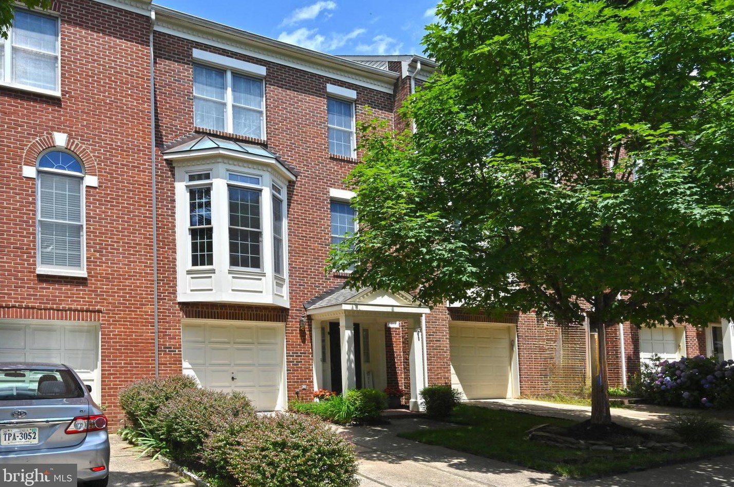 11463 Rothbury Square, Fairfax, VA 22030