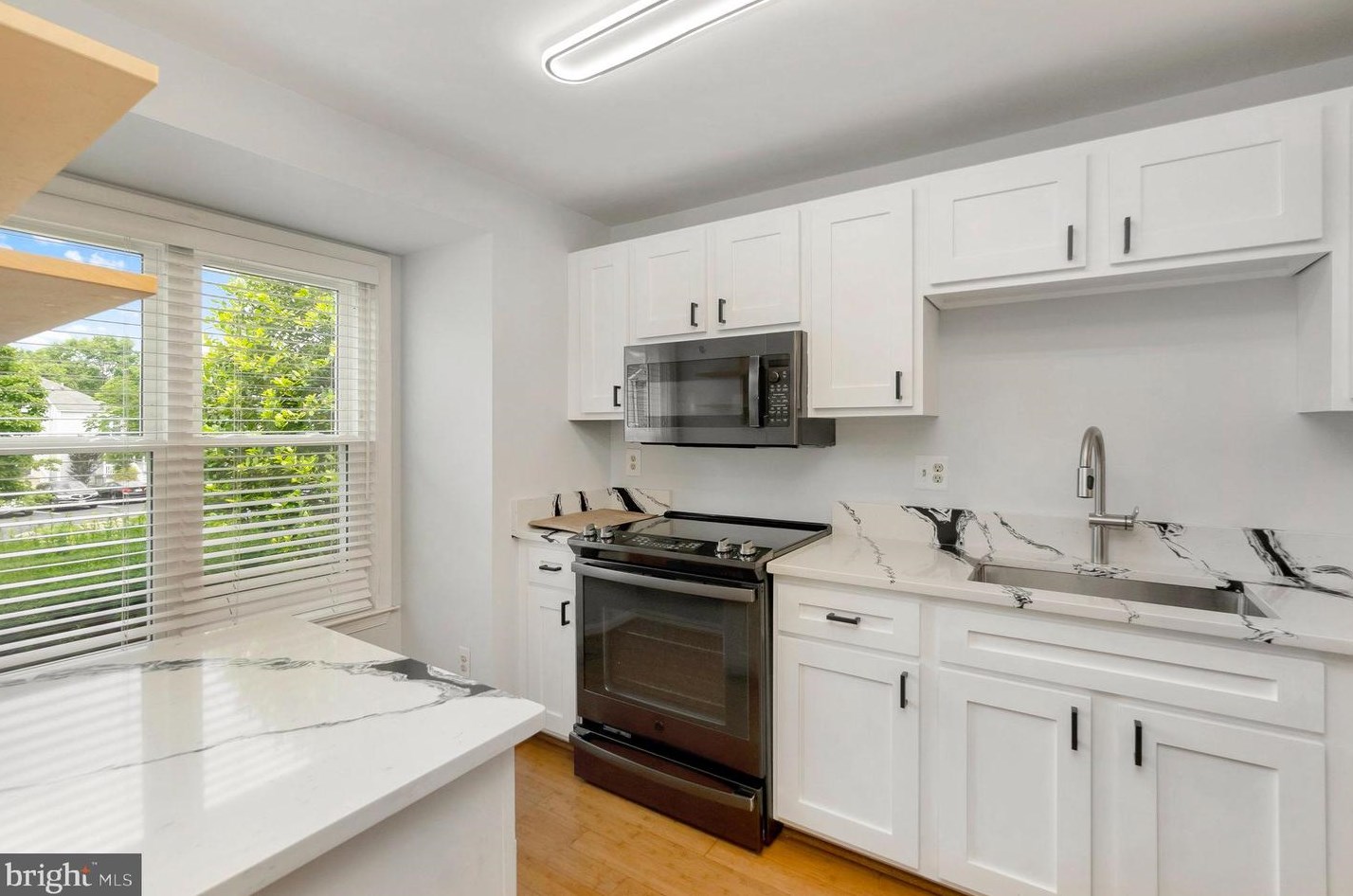 5818 Wescott Hills Way, Alexandria VA  22315-5621 exterior