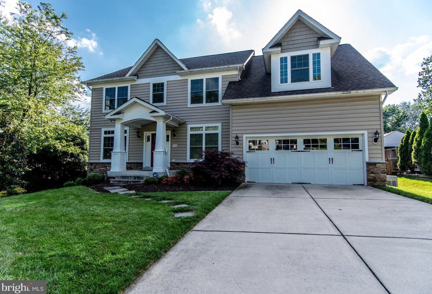 3330 Slade Run Dr, Falls Church, VA 22042