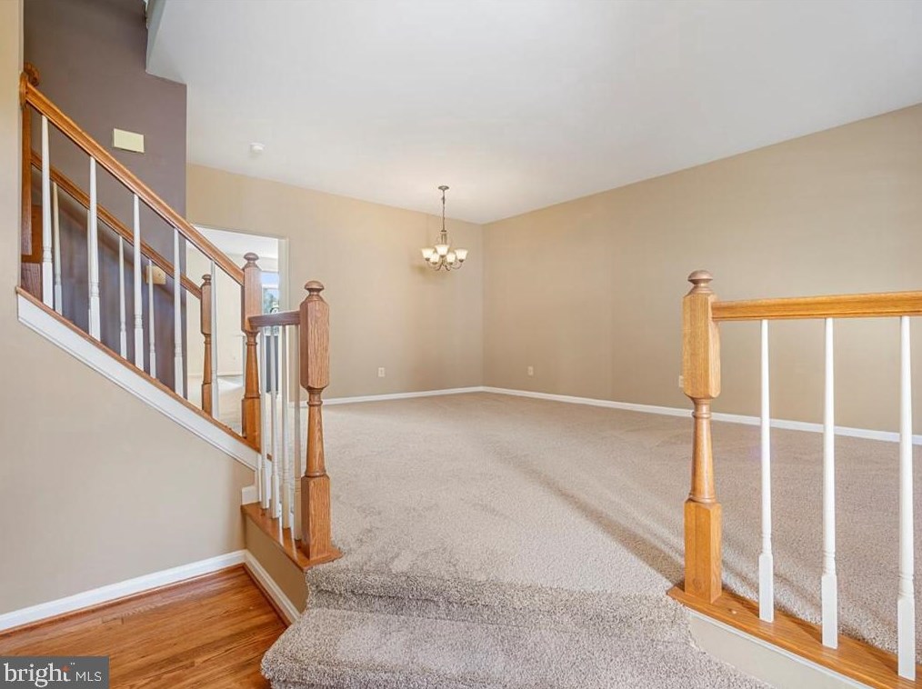 14721 Truitt Farm Dr, Centreville, VA 20120