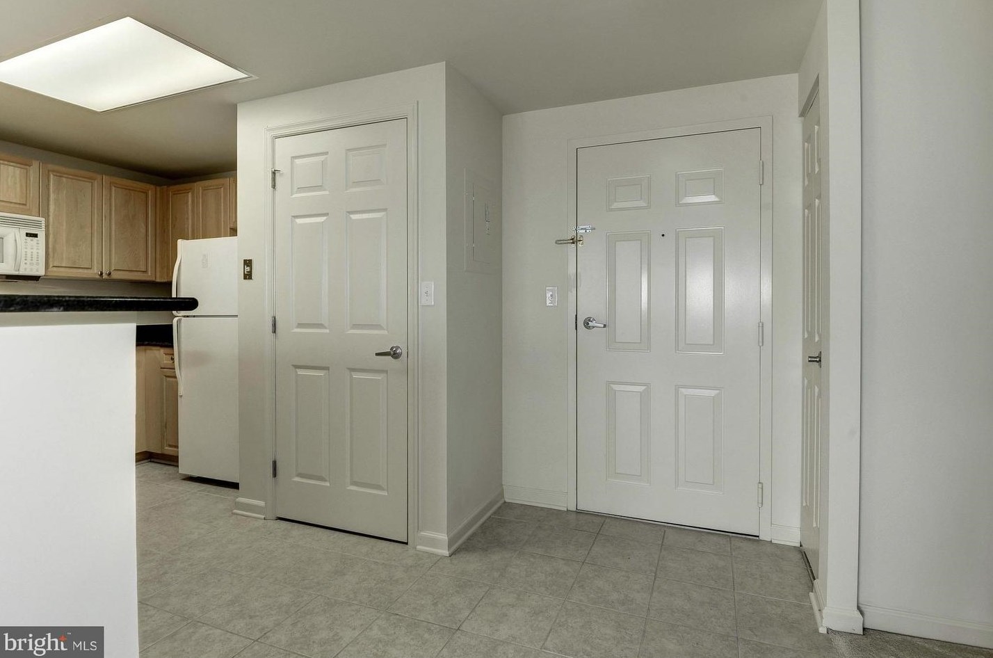 2726 Gallows Rd #1104, Vienna, VA 22180