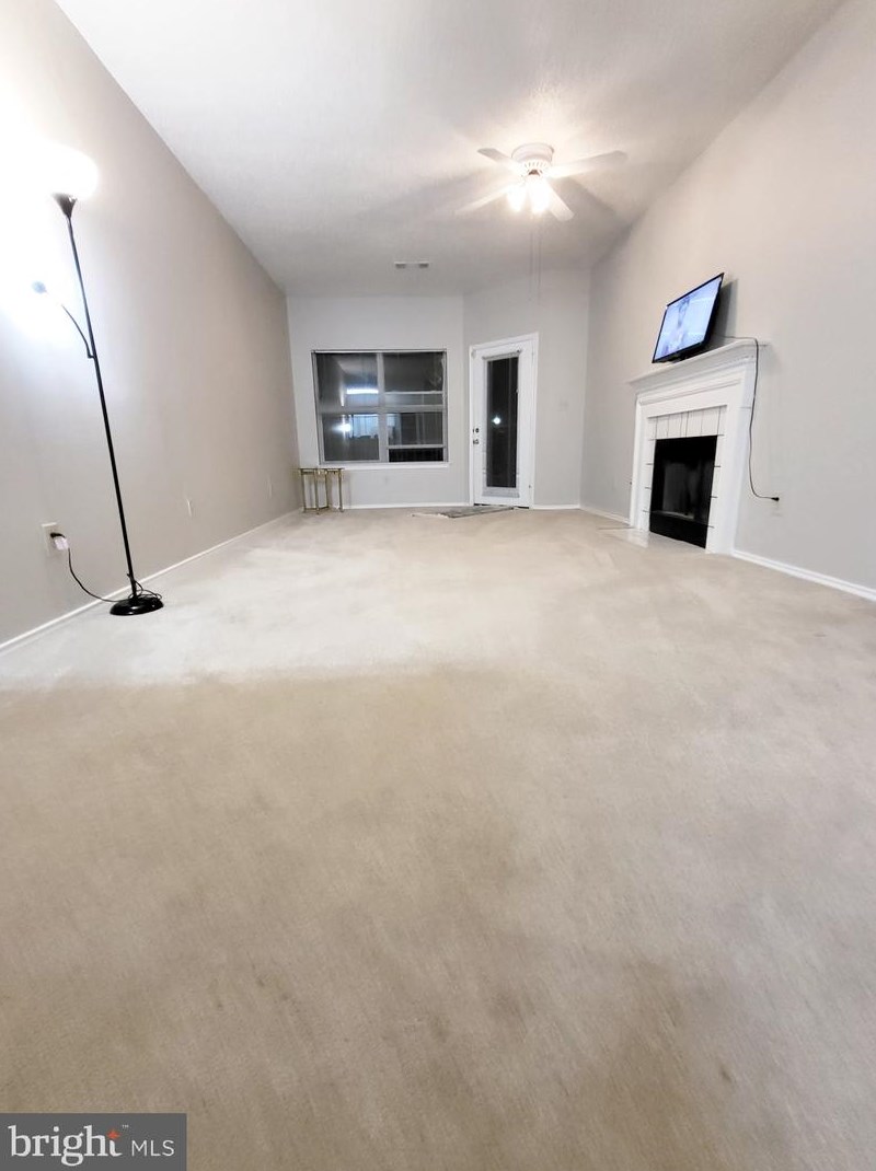 13070 Autumn Woods Way, Fairfax VA  22033-5105 exterior