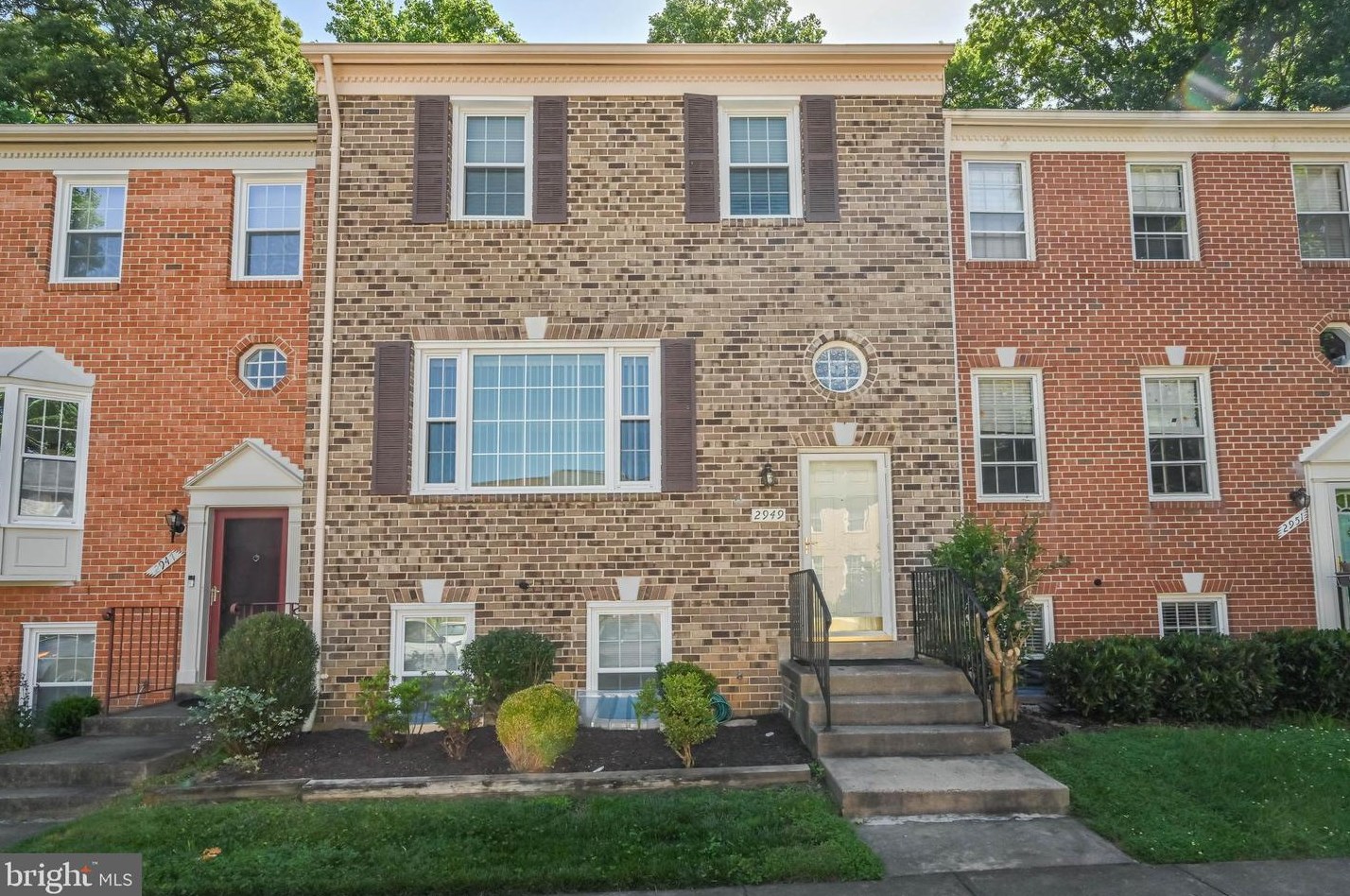 2949 Waterford Ct, Vienna, VA 22181