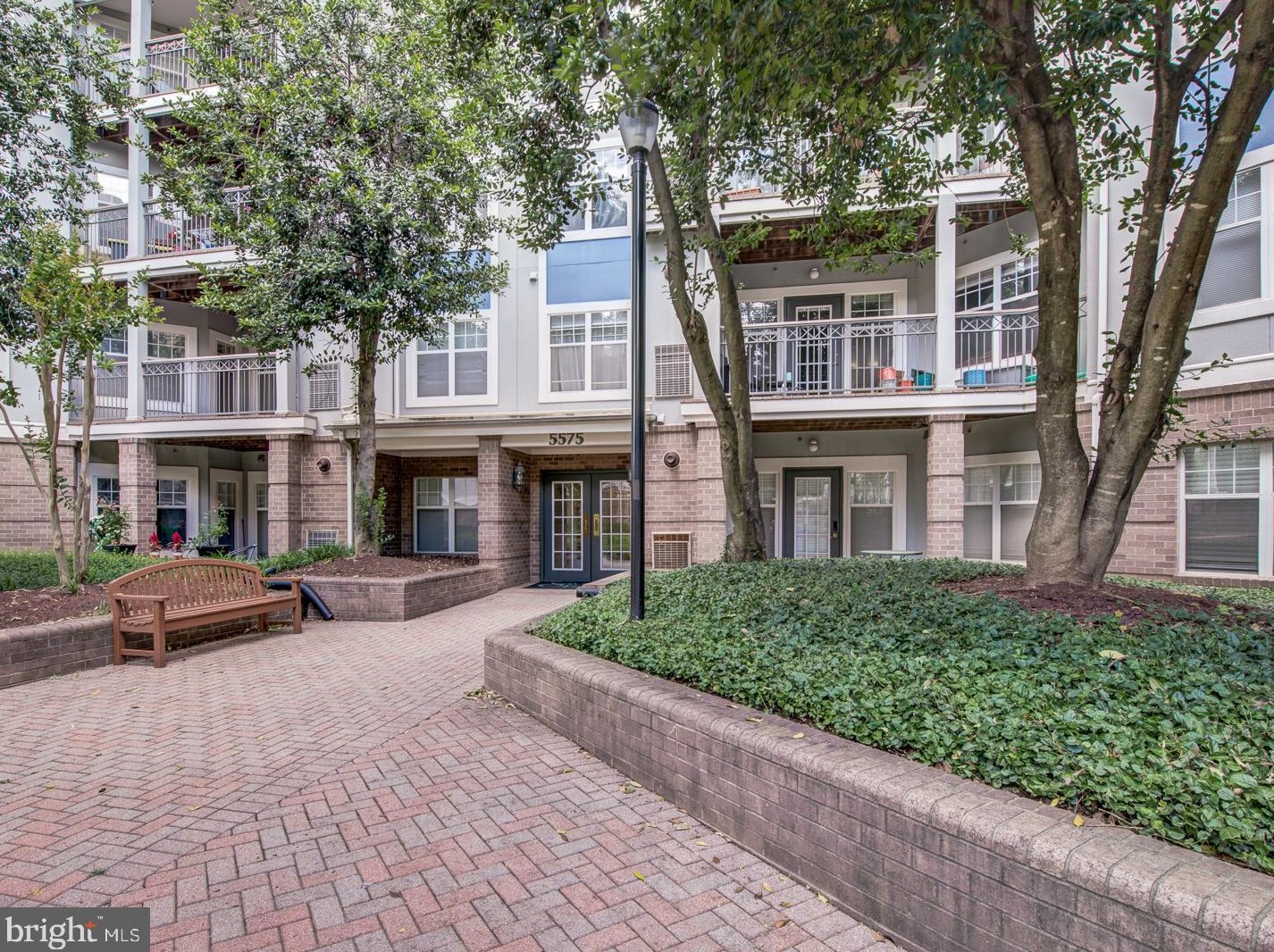 5575 Seminary Rd #405, Falls Church, VA 22041