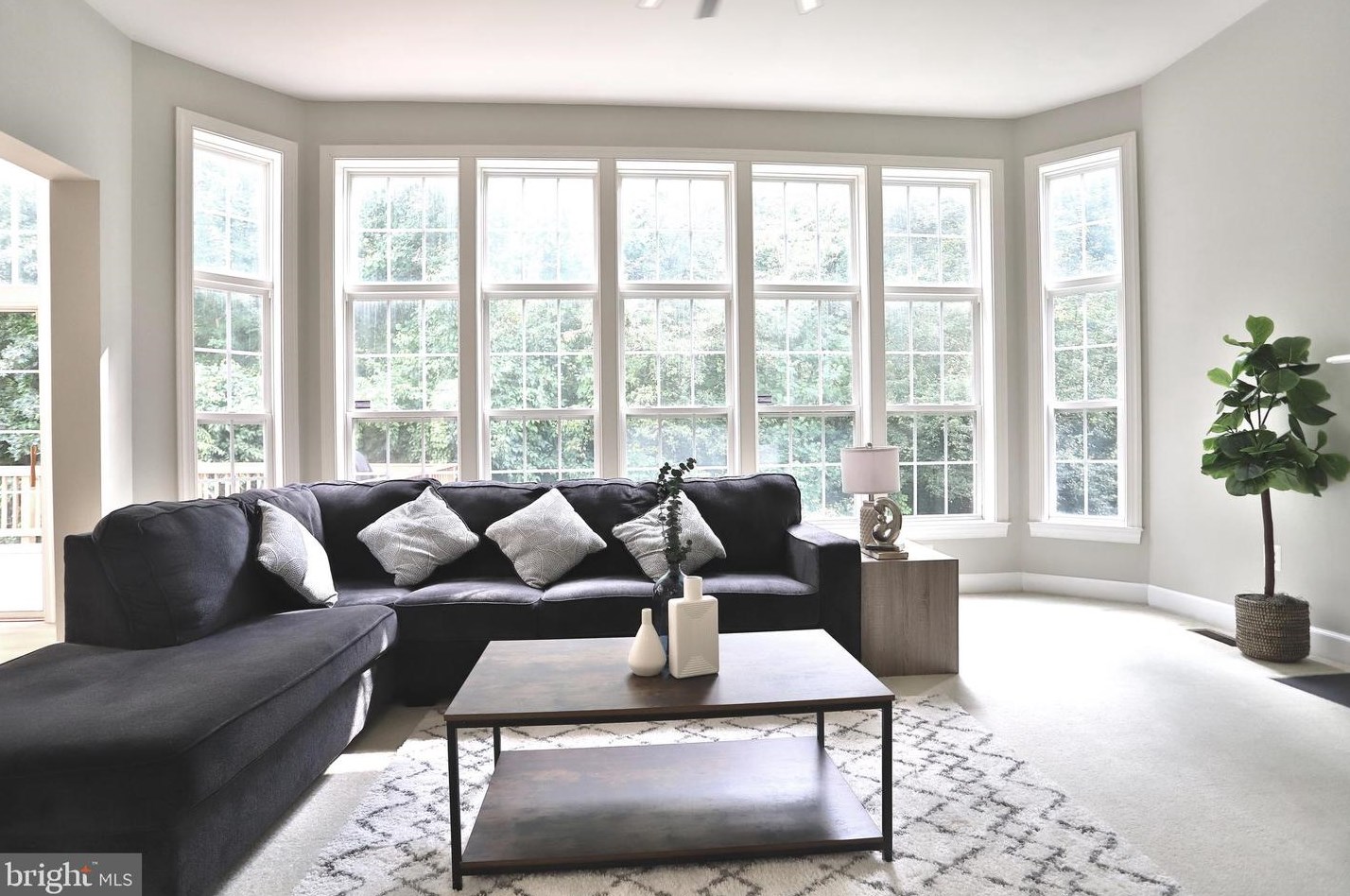 5364 Wharton Park Ct, Centreville VA  20120-2003 exterior