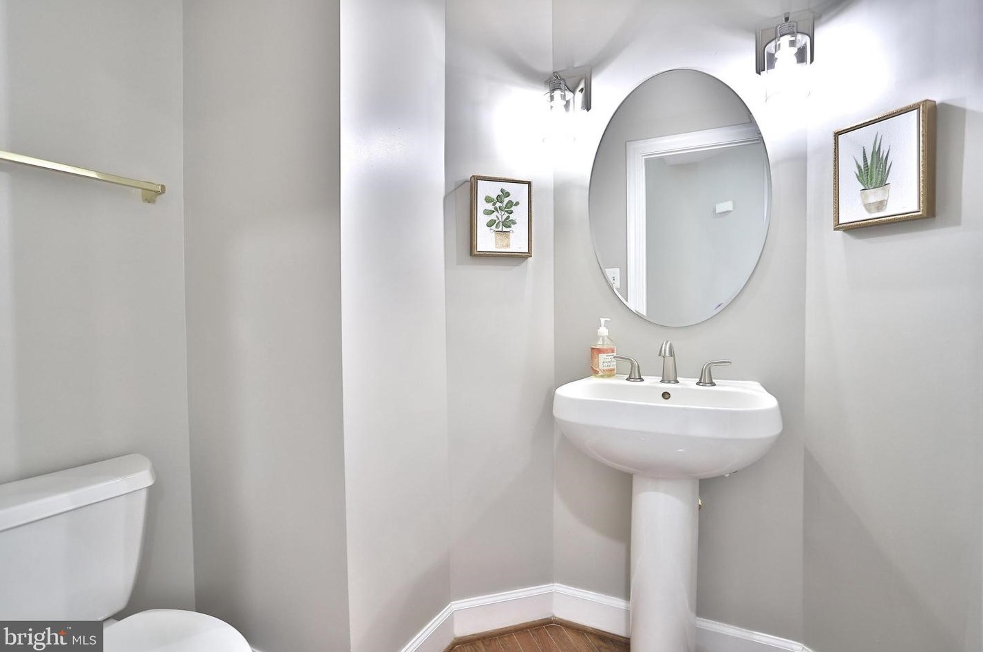 5364 Wharton Park Ct, Centreville VA  20120-2003 exterior