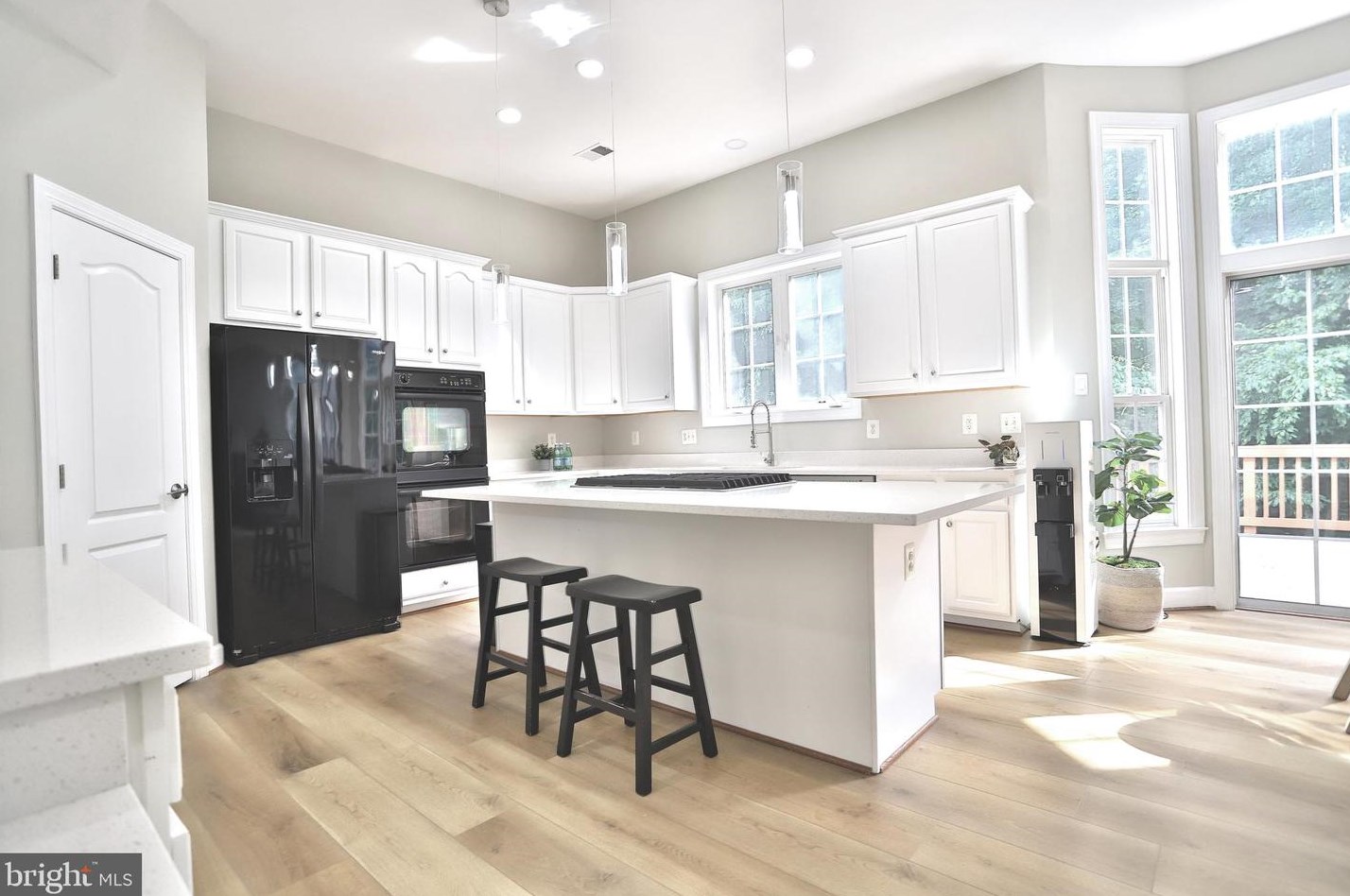 5364 Wharton Park Ct, Centreville, VA 20120-2003
