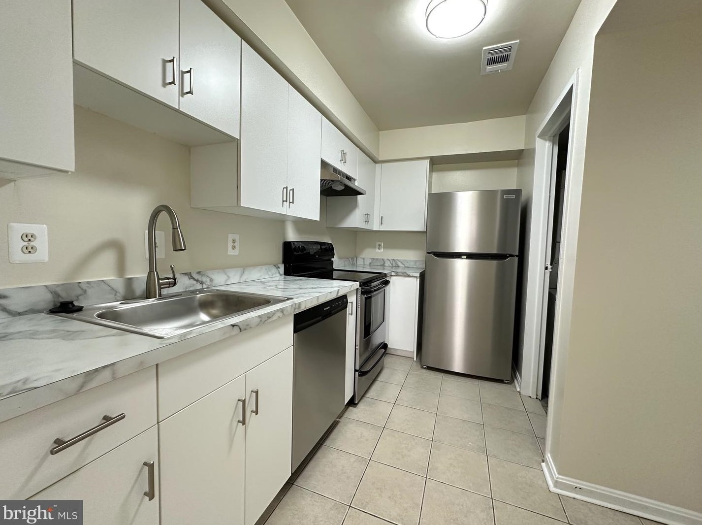 9620 Hagel Cir, Lorton, VA 22079