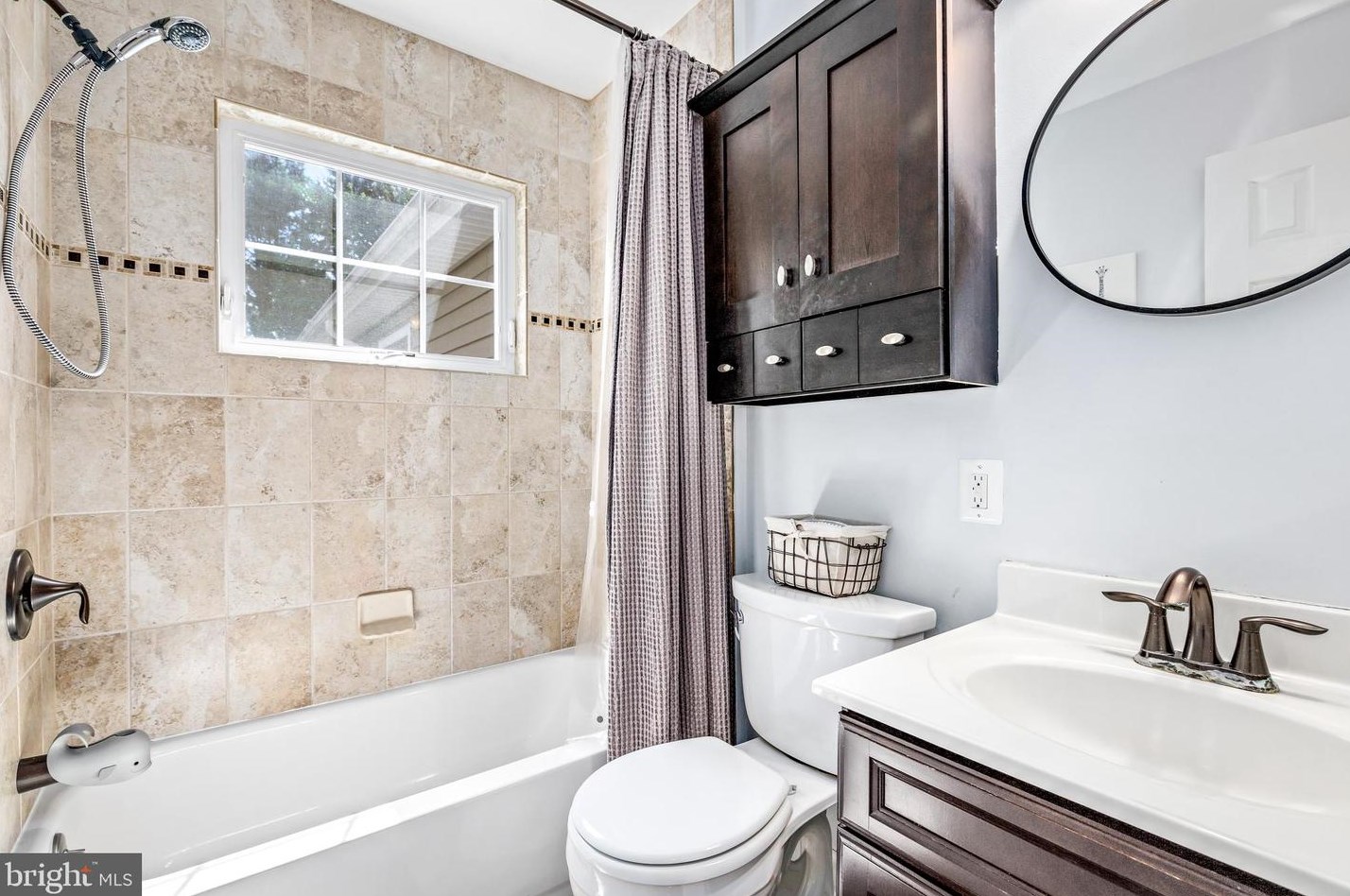 6619 Cavalier Dr, Alexandria VA 22307-1307 exterior