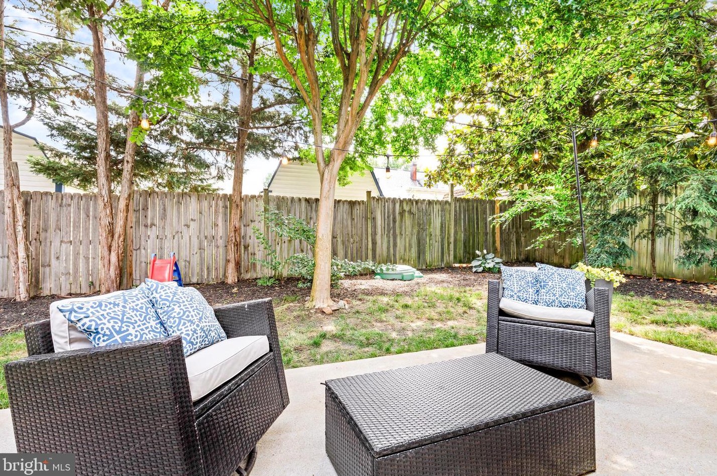 6619 Cavalier Dr, Alexandria VA 22307-1307 exterior