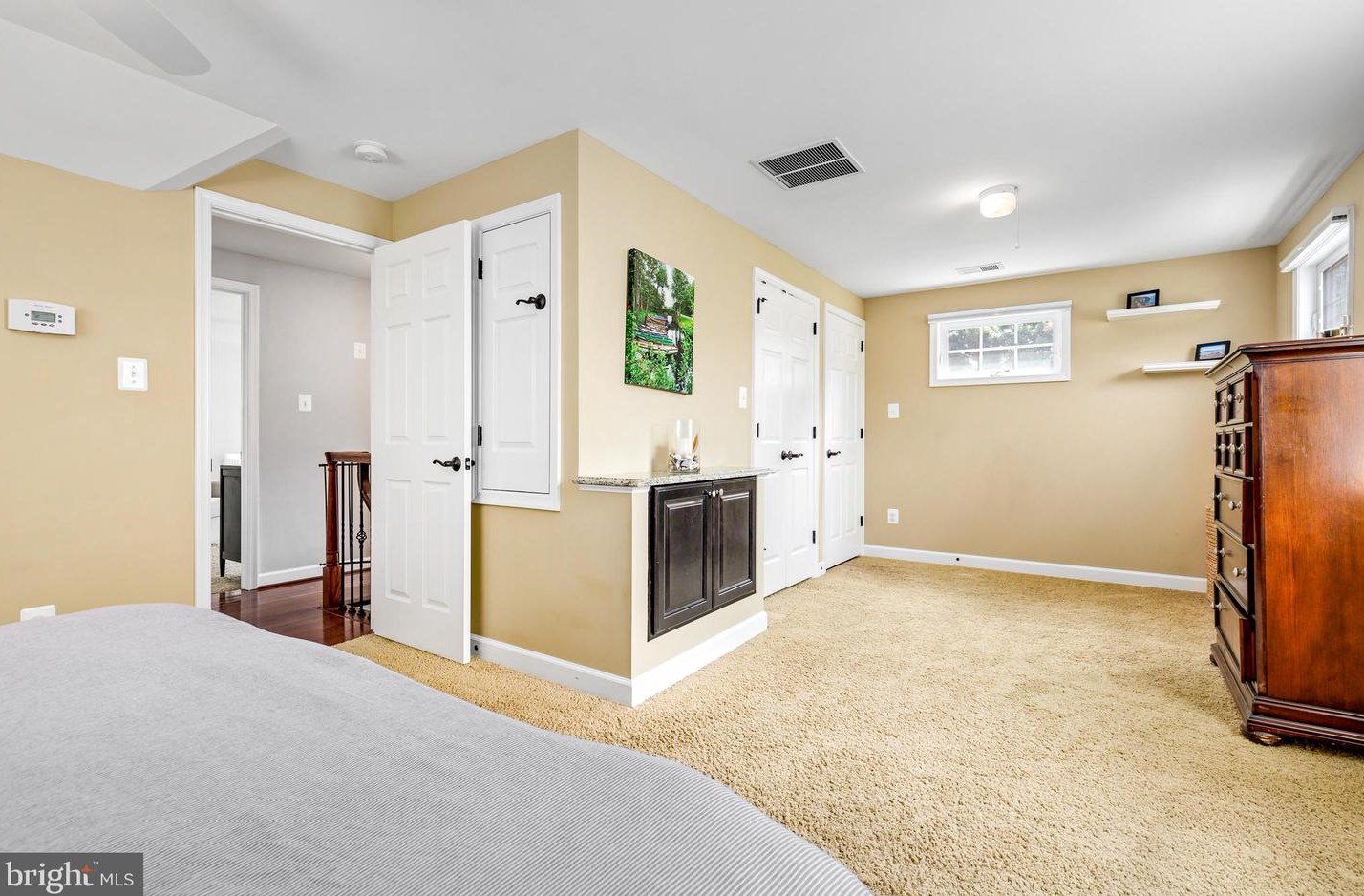 6619 Cavalier Dr, Alexandria VA 22307-1307 exterior