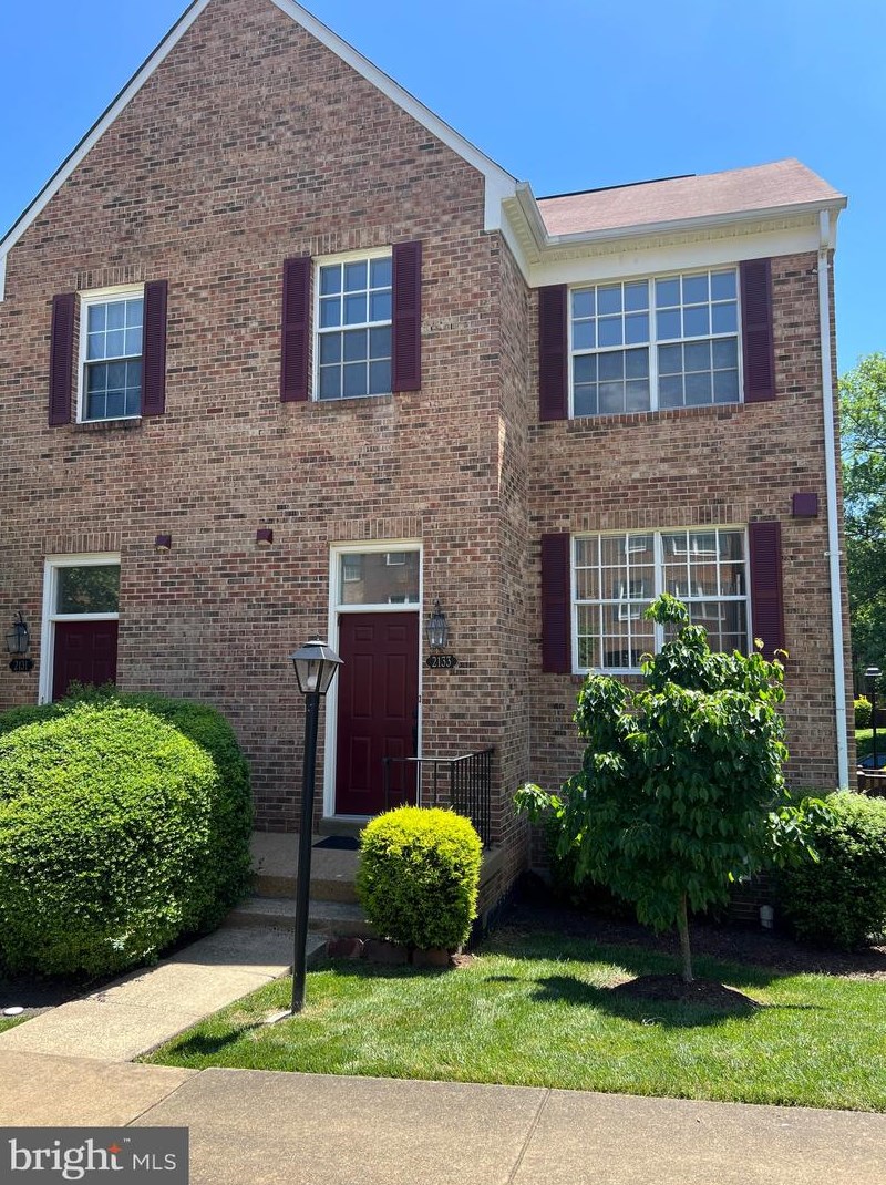 2133 Dominion Heights Ct, Falls Church, VA 22043