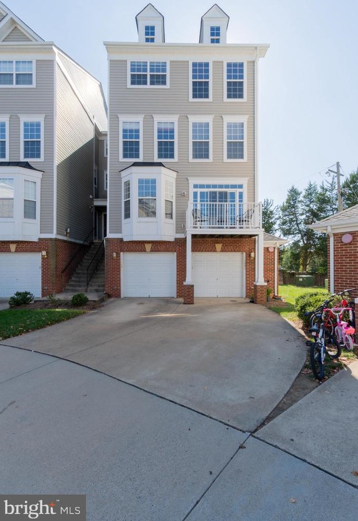 13695 Venturi Ln #243, Herndon, VA 20171