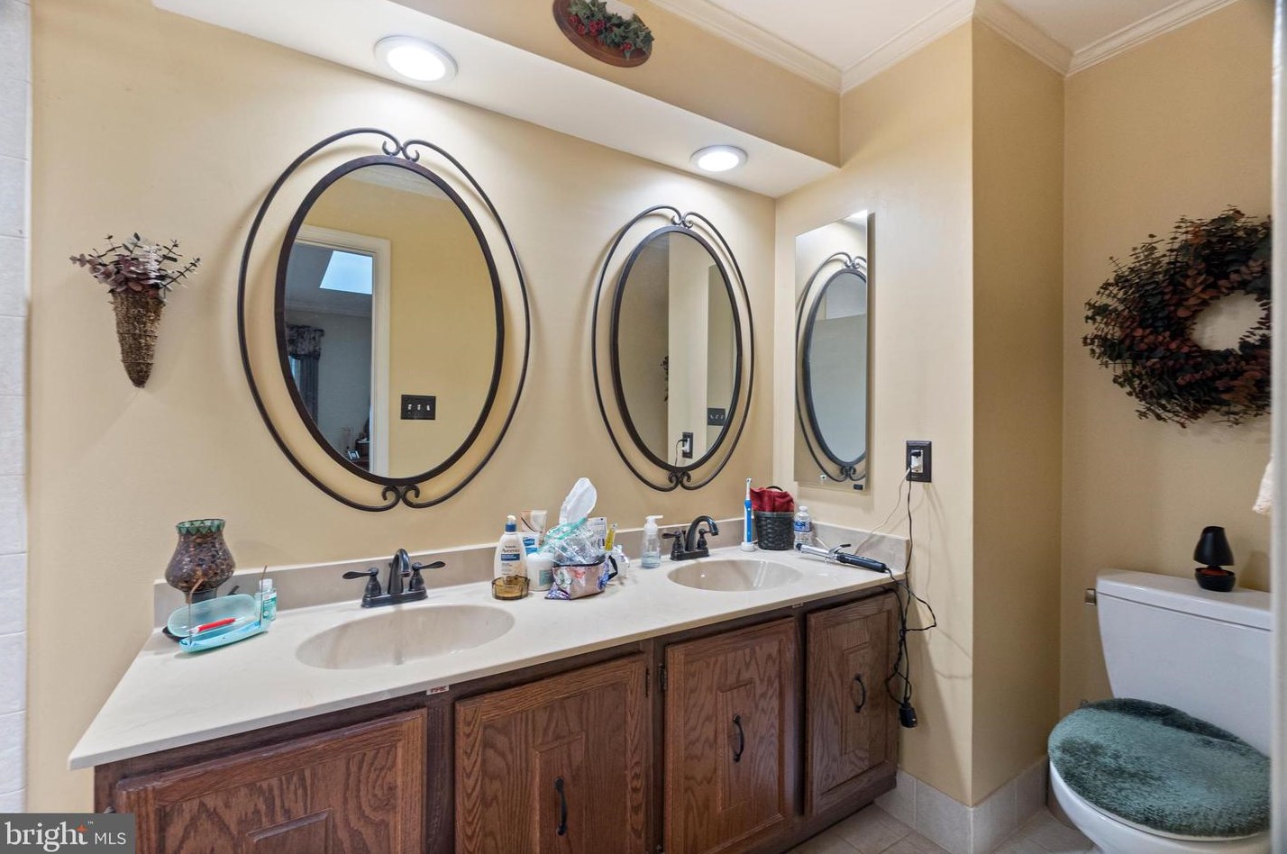 7720 Bristol Sq Ct, Springfield VA  22153-3120 exterior