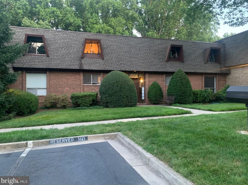 11609 Vantage Hill Rd #21b, Herndon, VA 20190