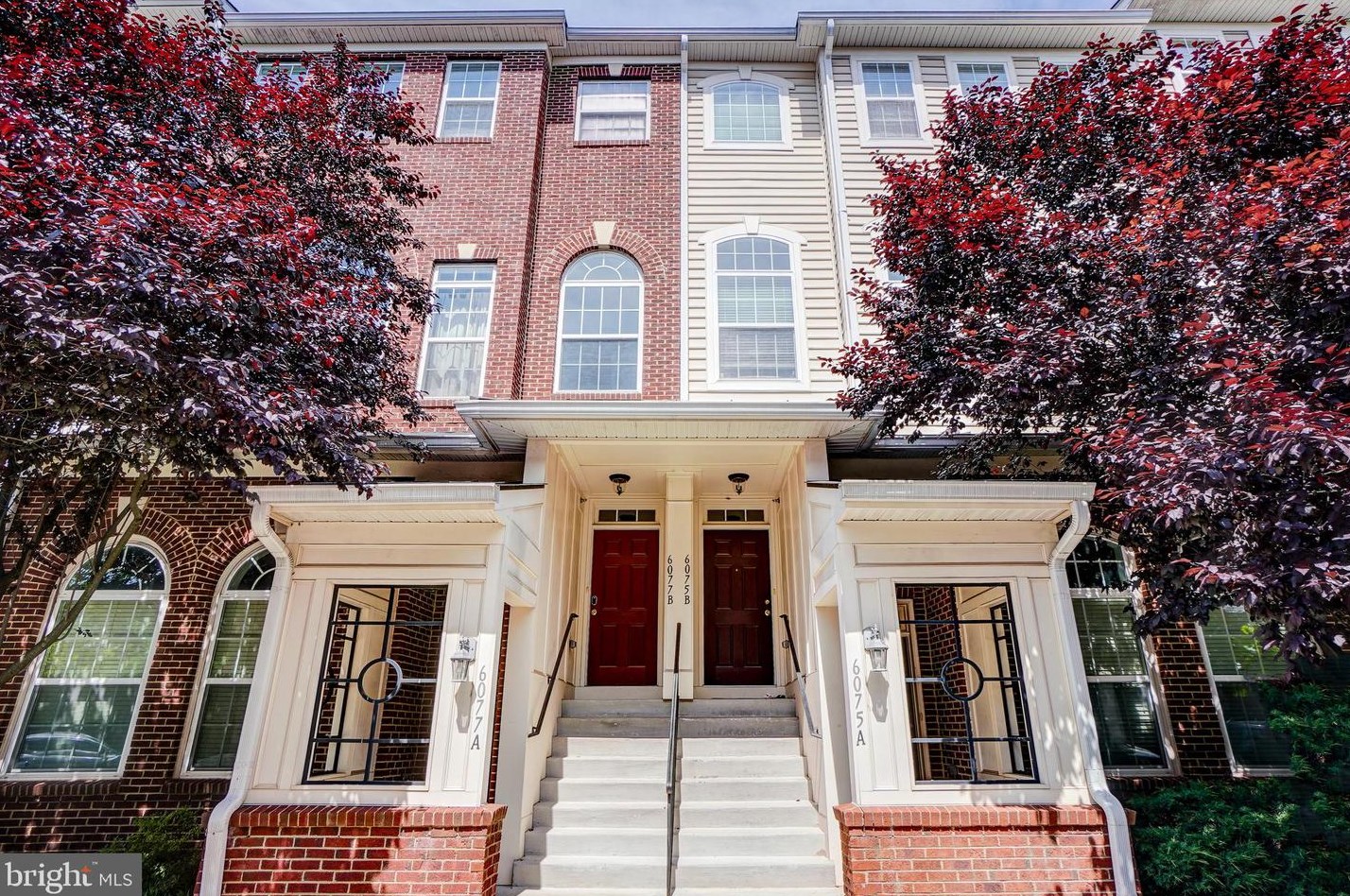 6075 Wicker Ln #146, Centreville, VA 20121
