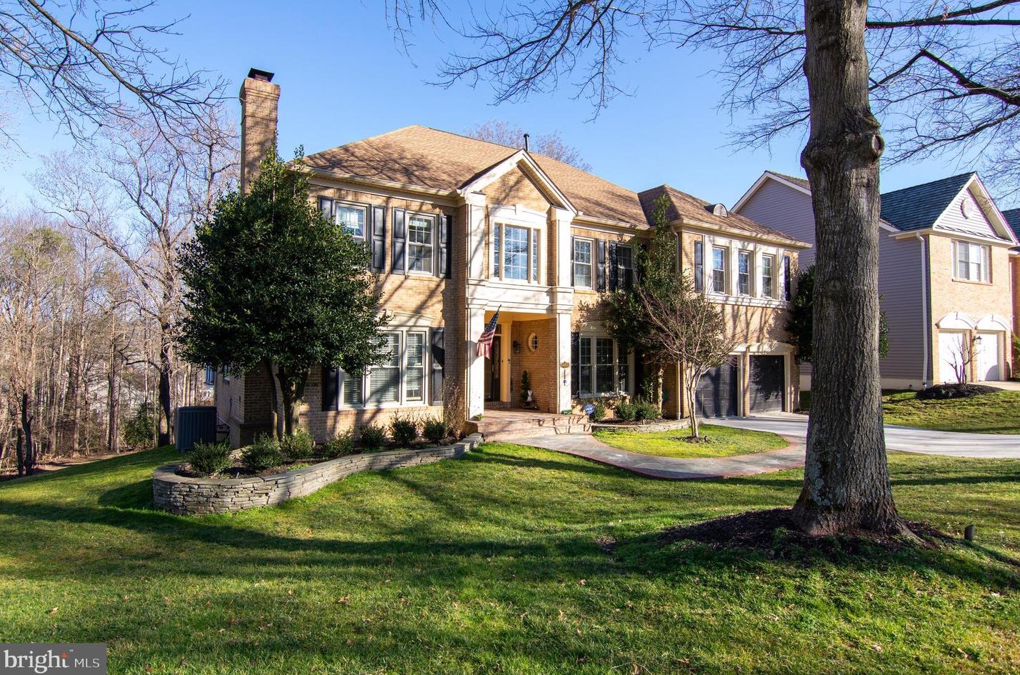 7903 Willfield Ct, Fairfax, VA 22039