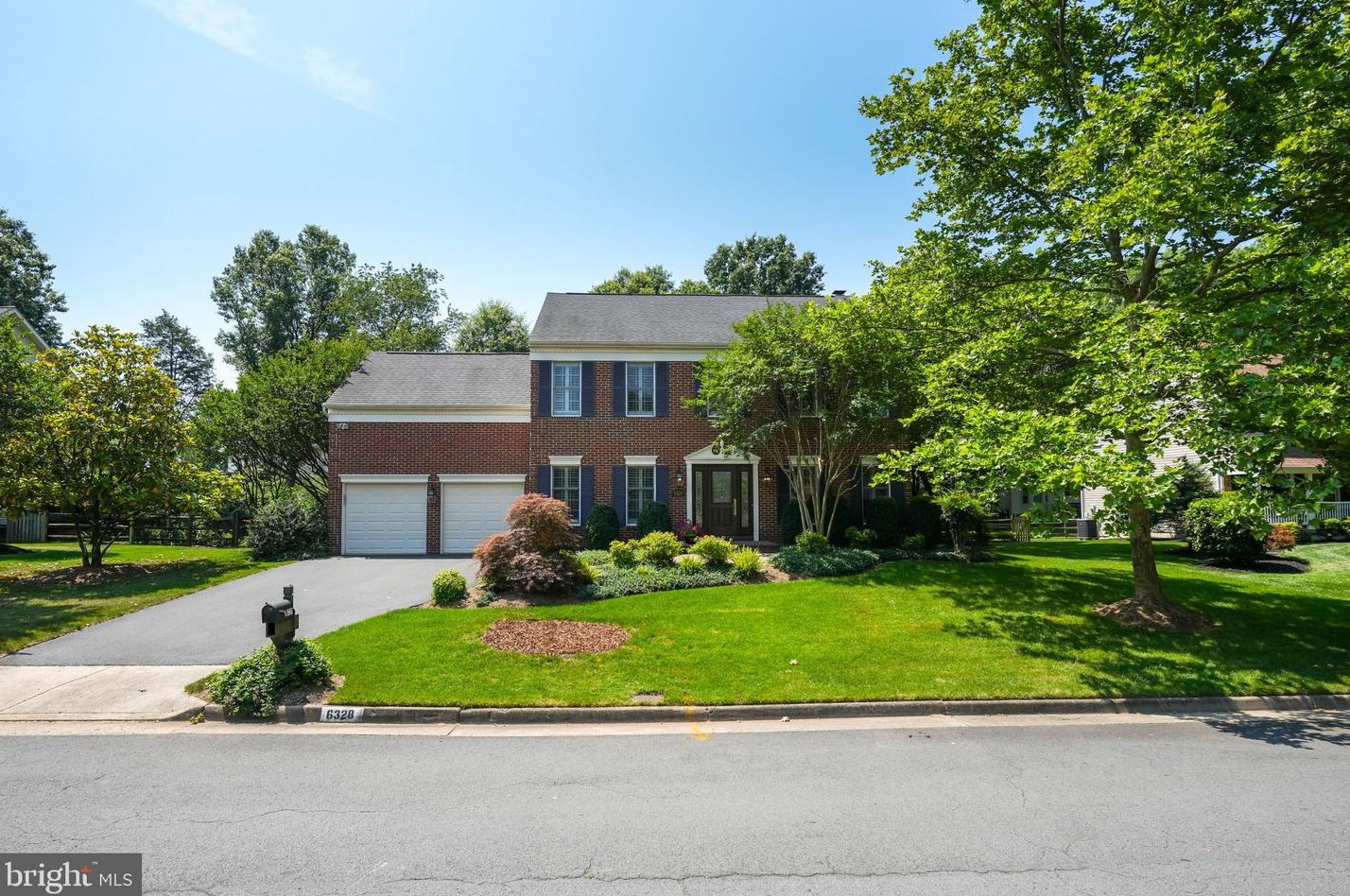 6328 Hidden Canyon Rd, Centreville, VA 20120