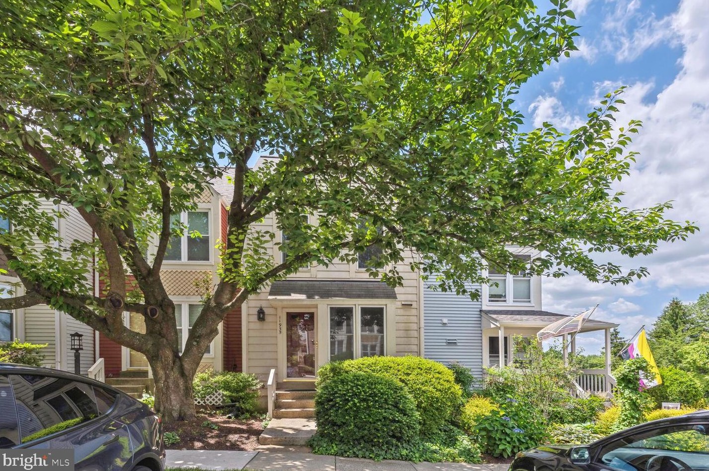 11935 Redtree Way, Herndon, VA 20194