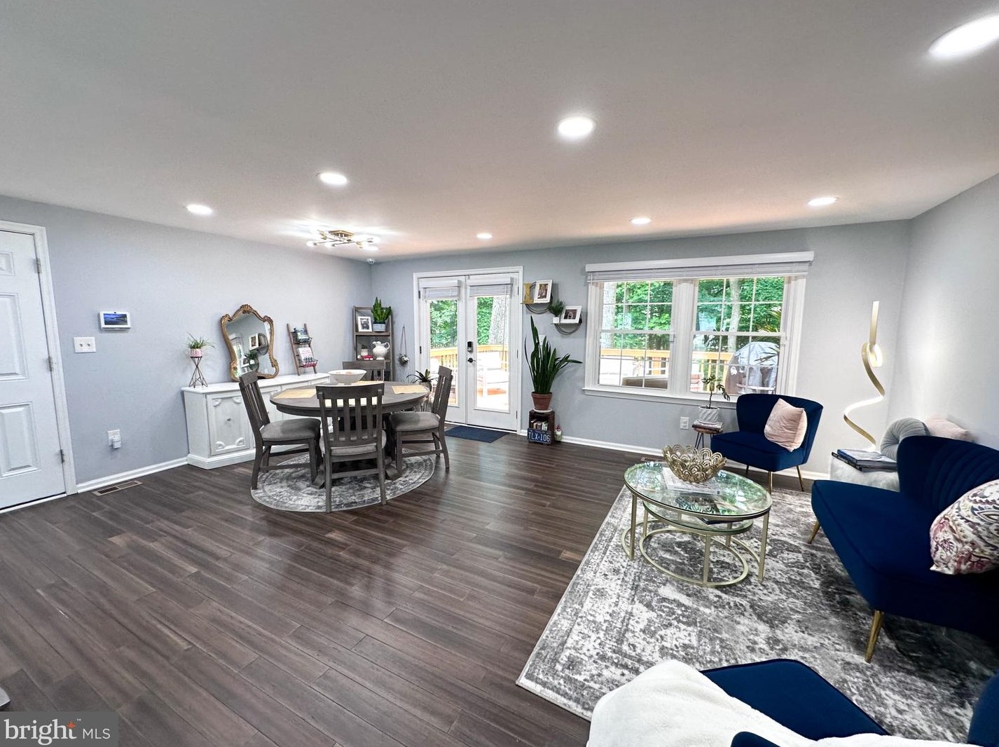 6507 Koziara Dr, Springfield VA  22015-4128 exterior