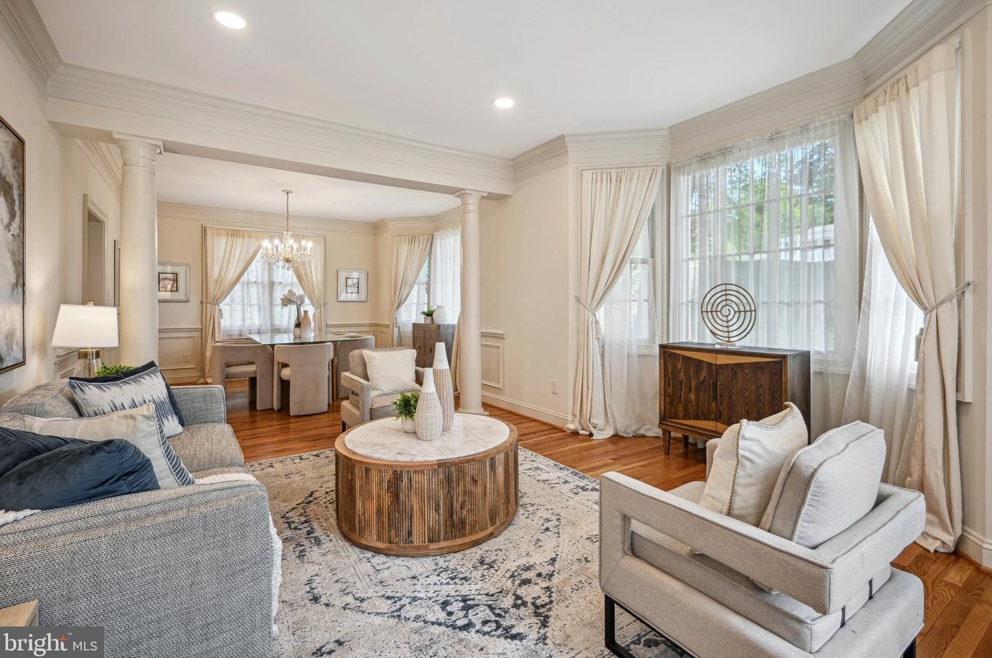 5800 Magnolia Ln, Falls Church VA  22041-1661 exterior