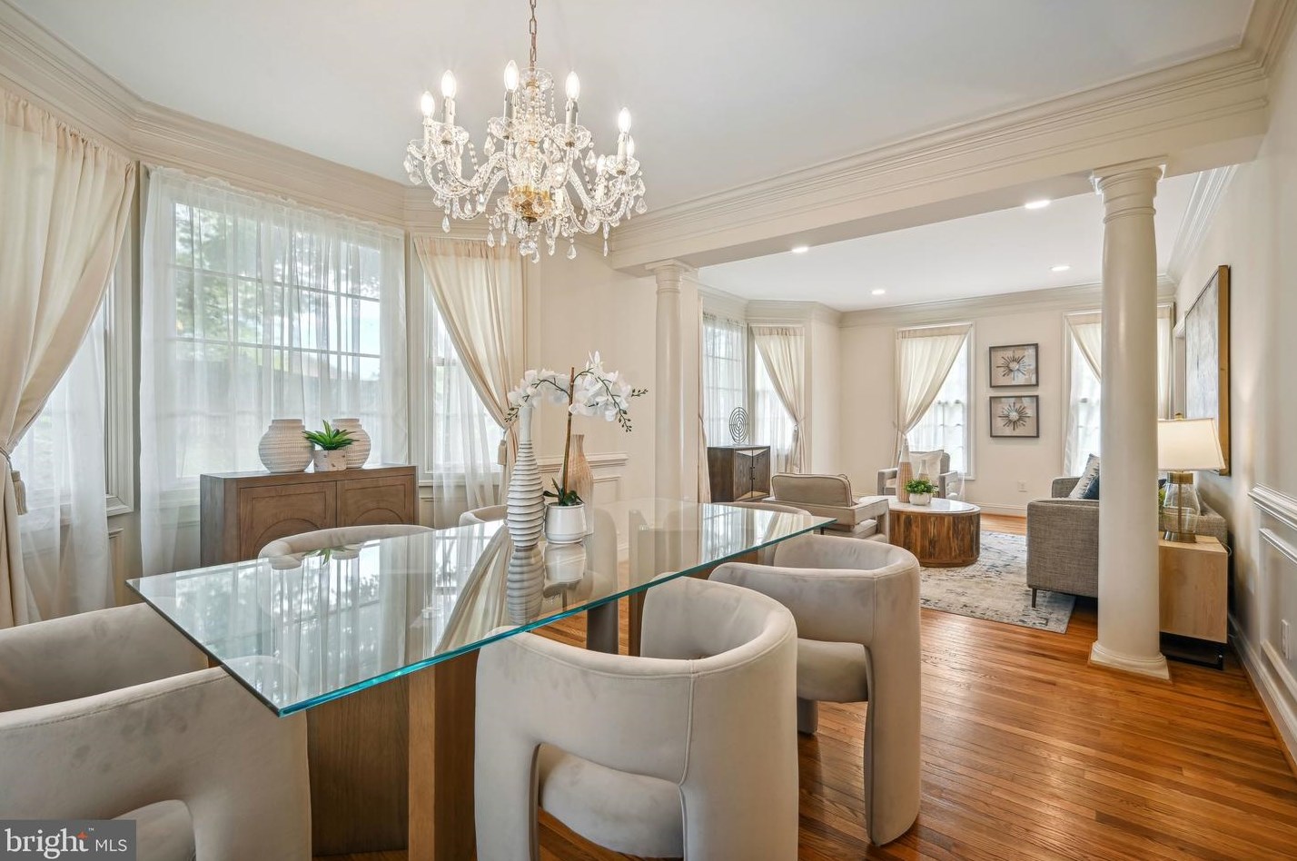 5800 Magnolia Ln, Falls Church VA  22041-1661 exterior