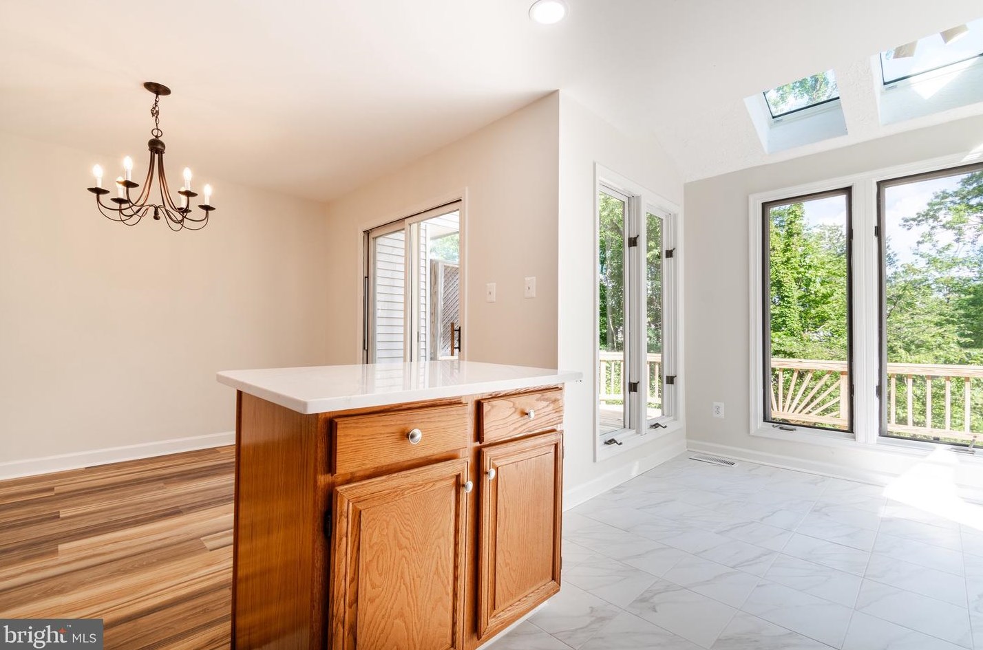 13825 Wakley Ct, Centreville VA  20121-3075 exterior