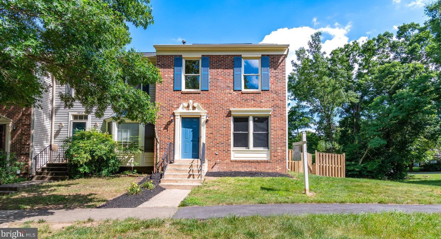 13825 Wakley Ct, Centreville, VA 20121