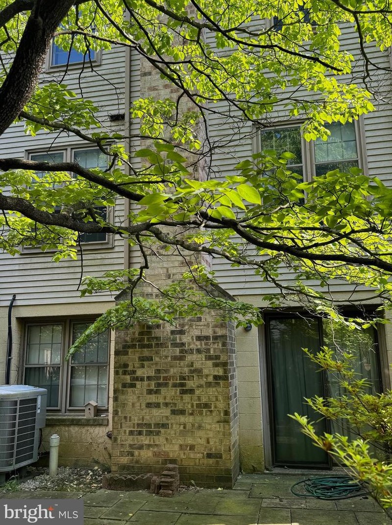 2891 Kelly Square, Vienna, VA 22181