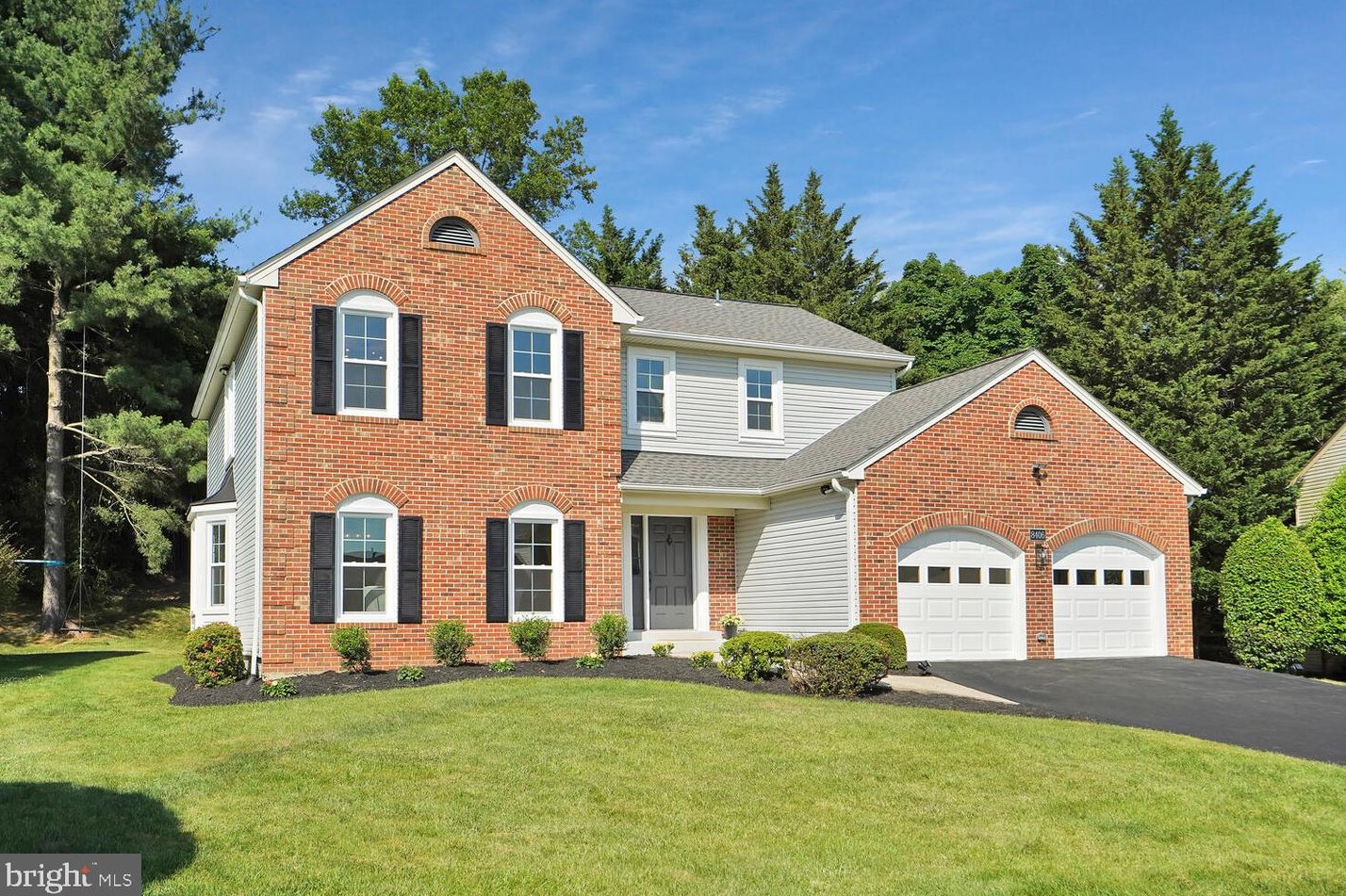 8406 Cardinal Glen Ct, Vienna, VA 22182