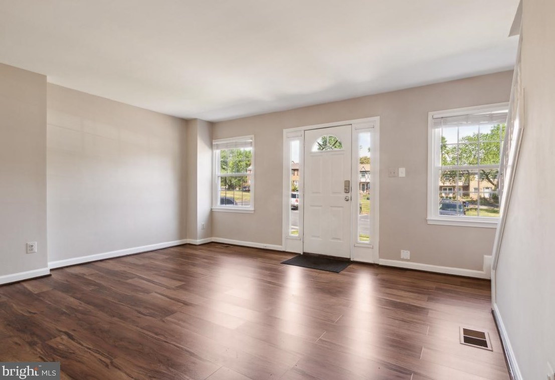 14811 Hatfield Square, Centreville, VA 20120