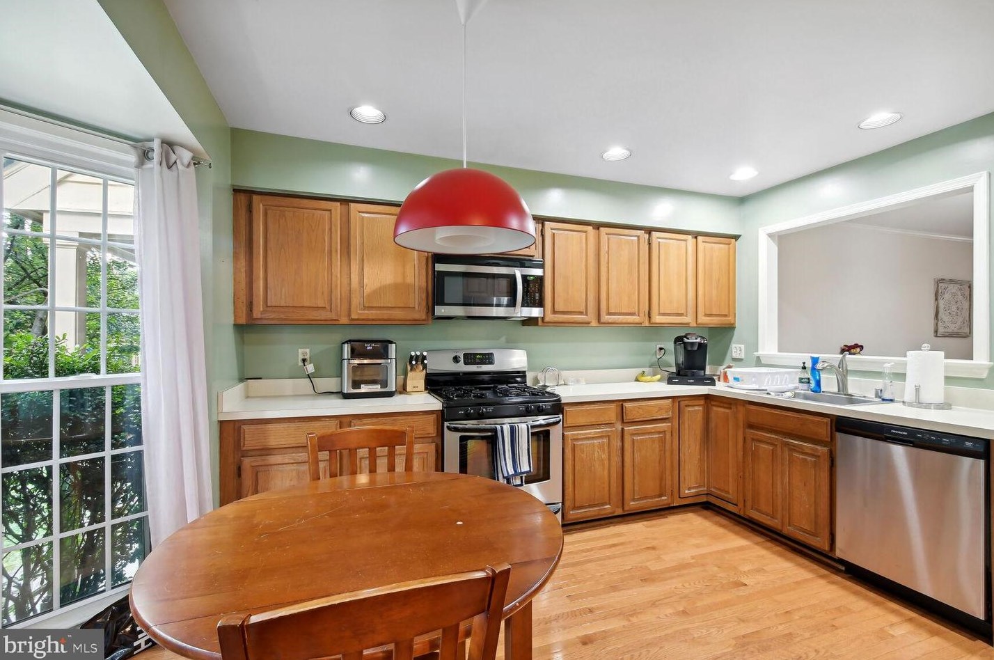 11734 Great Owl Cir, Herndon, VA 20194
