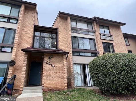 10218 Bushman Dr #124, Vienna, VA 22124