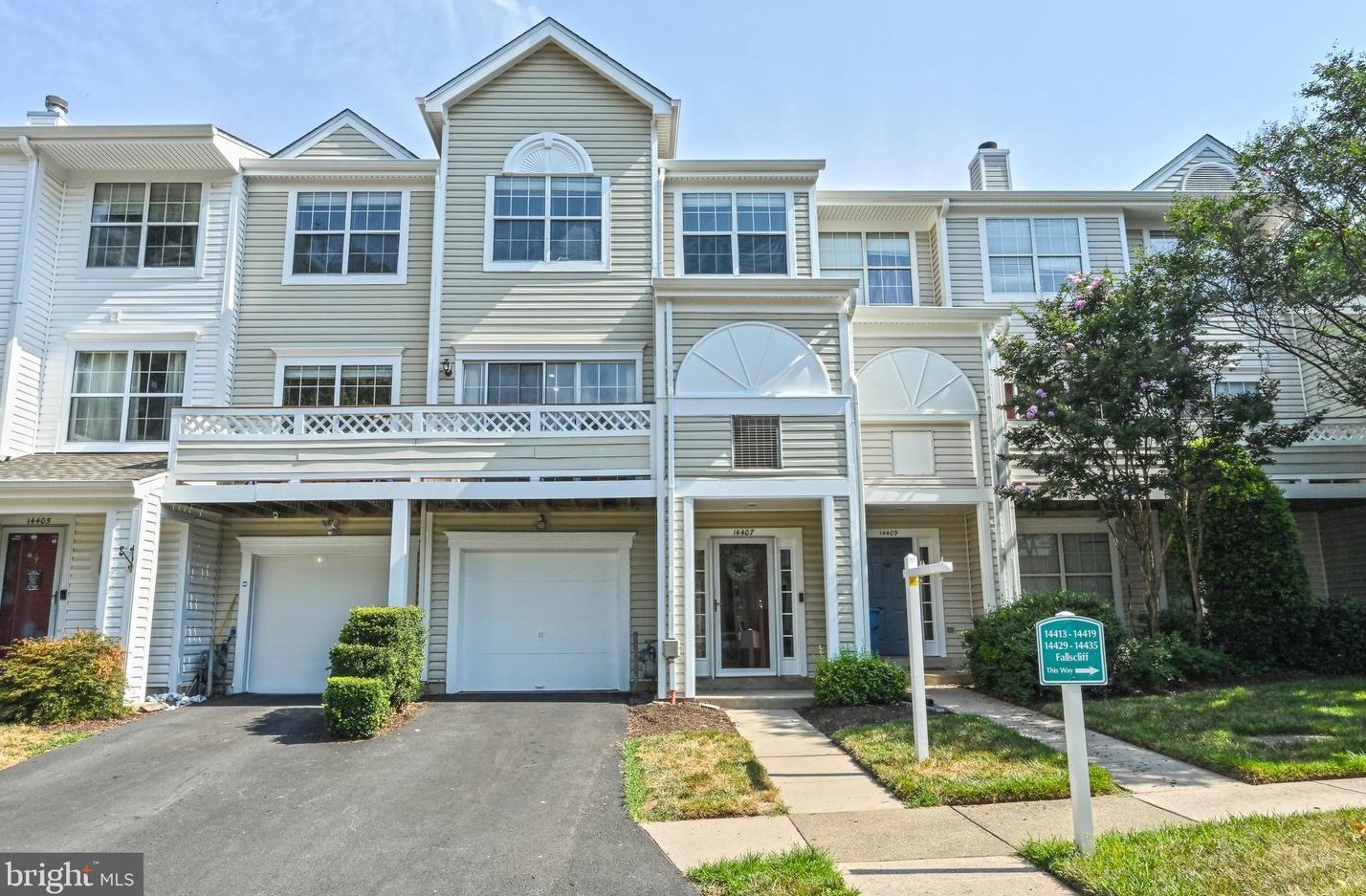 14407 Fallscliff Ln #19, Centreville, VA 20120