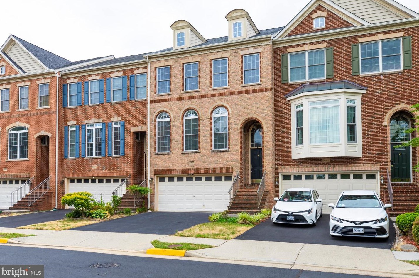 5412 Pachysandra Ln, Centreville, VA 20120