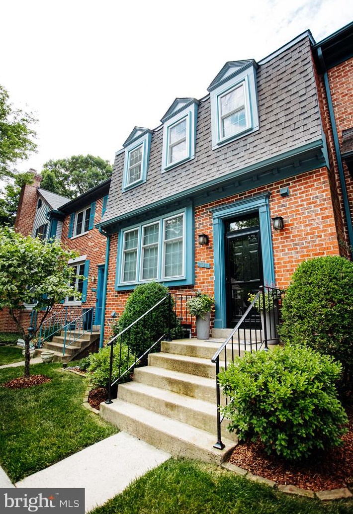 2823 Kelly Sq, Vienna, VA 22181